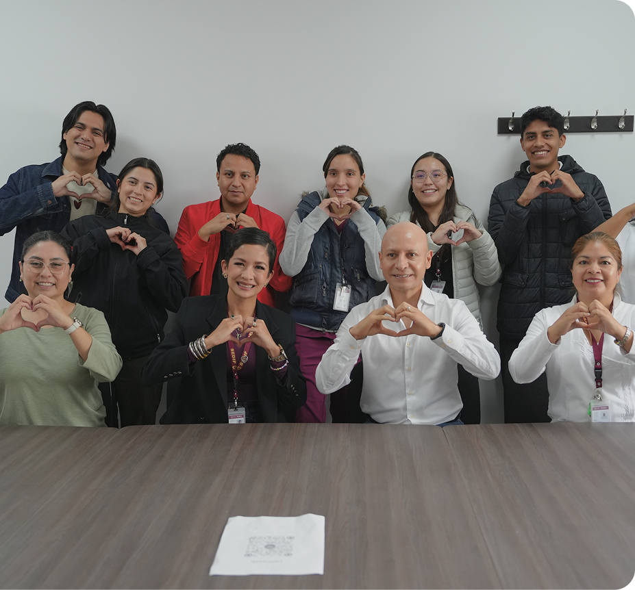 Participantes de feelink us reunidos en comunidad